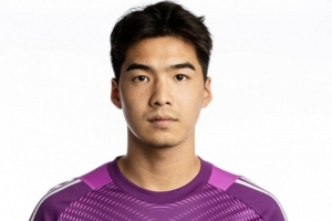 新的開(kāi)始！劉邵子洋社媒曬洛杉磯FC二隊(duì)簽約照