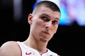 蒂格：ESPN排名卡魯索弗拉格排希羅前面太離譜 后者才進(jìn)全明星