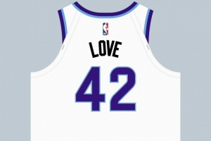 與森林狼&熱火時(shí)期同號(hào)！號(hào)碼專家：樂福新賽季身披爵士42號(hào)戰(zhàn)袍