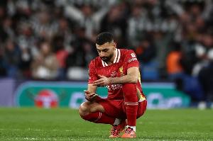 薩拉赫本賽季對(duì)水晶宮數(shù)據(jù)：4次射門(mén)0進(jìn)球，錯(cuò)失2次重大機(jī)會(huì)+失點(diǎn)