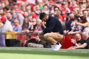 太陽報(bào)：曼聯(lián)關(guān)注阿莫林接替人，格拉斯納、赫爾澤勒、伊勞拉在列