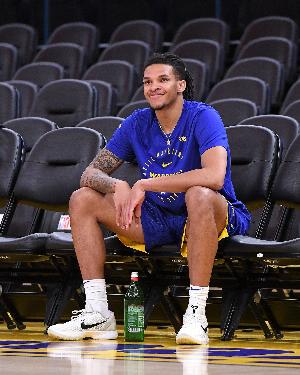 Scotto：勇士與威爾-理查德簽下4年869萬合同 后兩個賽季無保障