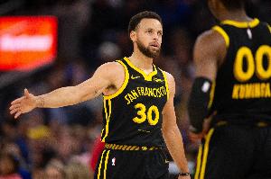 帕金斯：庫(kù)里需要打得像聯(lián)盟前10一樣 勇士要盡快搞定庫(kù)明加