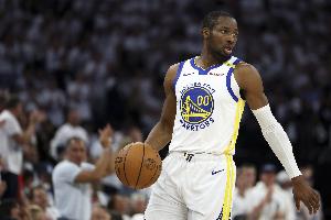 Marks：庫明加1月15日前交易受限 簽下霍福德后將觸發(fā)硬工資帽