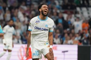 奧巴梅揚(yáng)半場(chǎng)兩助攻，上次有馬賽球員單場(chǎng)歐冠助攻雙響還在2011年