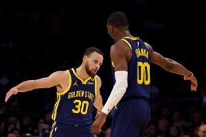 蘇群談庫(kù)明加續(xù)約：鑒于兩年后庫(kù)里可能退役 勇士設(shè)置合同很謹(jǐn)慎