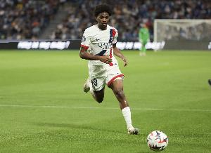 后生可畏！17歲250天，姆巴耶成巴黎隊(duì)史歐冠首發(fā)第4年輕球員