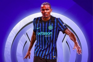 阿坎吉：我的數(shù)學(xué)很好付錢時(shí)沒(méi)人能騙我 希望在國(guó)米贏得更多獎(jiǎng)杯