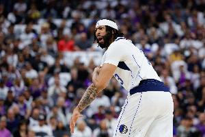 濃眉不想一直打5？帕金斯：我很失望 他本應(yīng)帶著使命感進(jìn)入新賽季