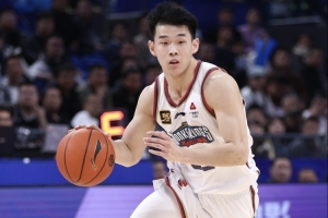 林葳:給自己試訓(xùn)獨(dú)行俠的表現(xiàn)打50分 一起試訓(xùn)的美國(guó)球員打球很拼