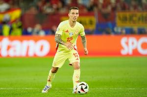 勒沃庫森官方：格里馬爾多傷勢無礙，將前往西班牙隊報到