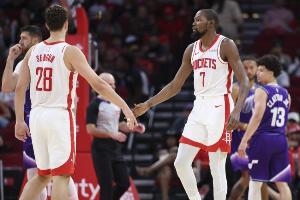 杜蘭特：對(duì)方若包夾我&申京就有更多發(fā)揮空間 反之亦然