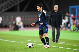 南野拓實(shí)：世界杯前一年的時(shí)間很重要 無論對手是誰都要無所畏懼