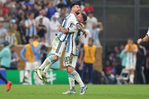 麥卡利斯特：西法巴阿都可能贏得世界杯 馬斯坦托諾個性非常突出