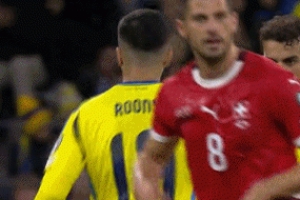 巴薩小將巴德吉上演瑞典國家隊首秀，第85分鐘替補(bǔ)出場穿19號球衣