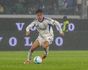 帕斯：主帥要求我放開手腳像在科莫一樣踢球，隊友給了我很多幫助