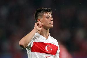 最近5場代表俱樂部和國家隊出戰(zhàn)的比賽，居萊爾參與5粒進球