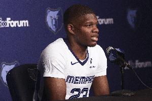 與小楊同步反彈！楊瀚森+首輪換的科沃德下半場復(fù)蘇 9中4得到15分