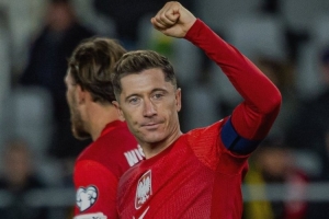 世預(yù)賽波蘭客場2-0擊敗立陶宛，萊萬破門、希曼斯基傳射