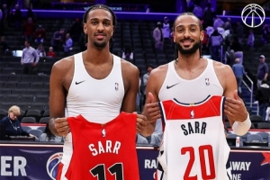 薩爾兄弟倆首次正式對決！哥哥貢獻絕殺球 賽后開心交換球衣！