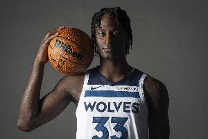 萊昂納德-米勒：打替補也不會影響到我 我要做的就是每天努力訓練