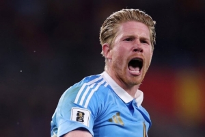 世預(yù)賽比利時(shí)4-2擊敗威爾士，德布勞內(nèi)點(diǎn)射雙響、特羅薩德破門(mén)