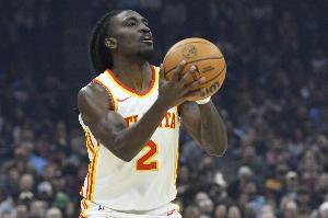 Scotto：老鷹將雙向合同后衛(wèi)基頓-華萊士轉(zhuǎn)為標(biāo)準(zhǔn)合同