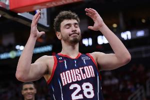 申京賽季揭幕戰(zhàn)35+5+5+2斷+5記三分 比肩杰倫-布朗&庫里