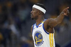 一開(kāi)始不想投！巴特勒接鍋球 三分轟進(jìn)殺死比賽！