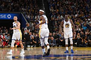 科爾：明天與開(kāi)拓者的背靠背 庫(kù)里巴特勒追夢(mèng)計(jì)劃出戰(zhàn)