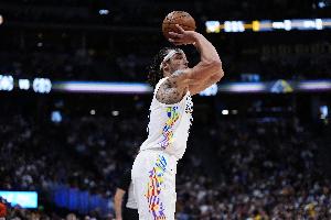 單場(chǎng)10三分砍50分什么水平？戈登僅排第25 水花兄弟刷屏但無(wú)前三