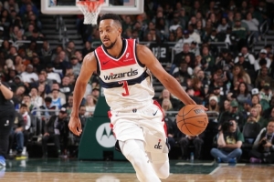 兢兢業(yè)業(yè)！麥科勒姆30分鐘20投8中&三分11中4 砍下25+6+5