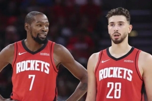 萊納德與揚尼斯的最后一投；阿門vs弗拉格；約基奇vs小薩