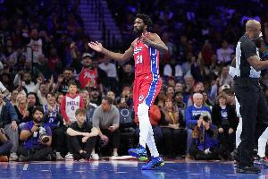 76人背靠背客戰(zhàn)騎士！恩比德&麥凱恩傷病恢復缺陣 喬治繼續(xù)缺席