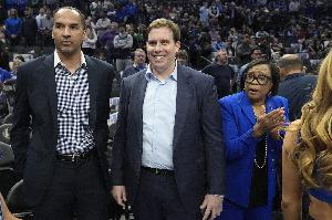 Stein：對獨(dú)行俠高層而言 在賽季中期更換總經(jīng)理已變得不可避免