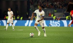 隊(duì)報(bào)預(yù)測(cè)法國(guó)vs烏克蘭首發(fā)：謝爾基和奧利塞首發(fā)，坎特搭檔科內(nèi)