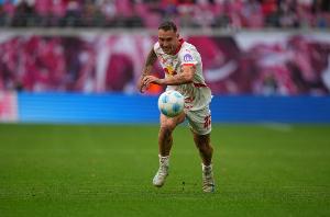 勞姆：我努力成為國家隊的粘合劑，并展現(xiàn)激情和身體對抗能力