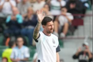 埃爾切老板談阿根廷隊造訪：最偉大球員在用我們更衣室，我很自豪