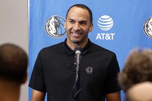 徐靜雨：哈里森是老板背鍋牛馬 東契奇這種級(jí)別的交易他決定不了