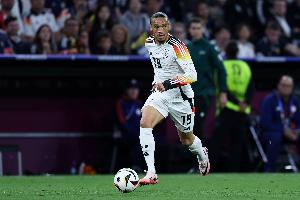 基米希：薩內(nèi)的表現(xiàn)令人印象深刻，他不僅打進(jìn)兩球反搶也很積極