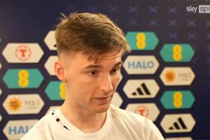 不同命！攻破俱樂部隊(duì)友大門+挺進(jìn)世界杯，蒂爾尼：總有人會(huì)輸