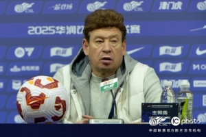 斯盧茨基：目前來看，下賽季外援方面我們可能會(huì)進(jìn)行一到兩人調(diào)整