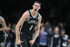 打得不錯(cuò)！8號(hào)秀杰明10中5砍下12+6+5 第四節(jié)命中關(guān)鍵三分