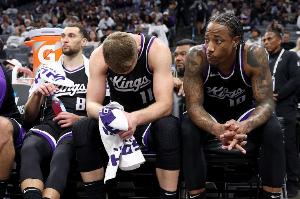 美記：有球隊(duì)可能會(huì)擺爛以增加選秀前景 他們是交易市場(chǎng)首批賣家