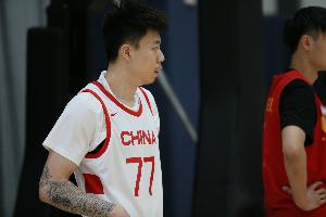 馬健：張鎮(zhèn)麟根本沒進(jìn)比賽狀態(tài) 中國(guó)隊(duì)扭轉(zhuǎn)頹勢(shì)最大問題還是防守