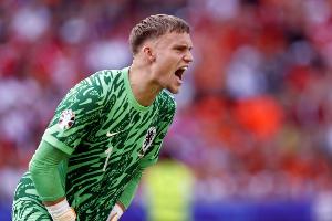 維爾布魯根：撲出點球要感謝教練團隊 夢想能代表荷蘭參加世界杯