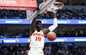 禁飛區(qū)！賈勒特·阿倫補籃 蓋耶垂直上升大帽直接扇飛