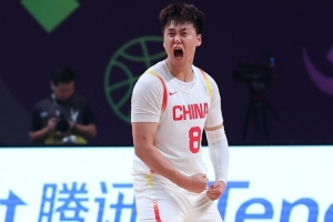 媒體人：中國男籃現(xiàn)有后衛(wèi)中無人能填補趙睿缺陣留下的空檔