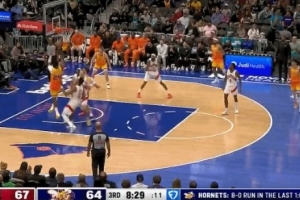 要反攻了？米勒突破拋投再中 黃蜂10-0追到差1分！