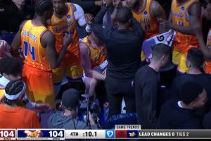 ??這TM新秀？克尼佩爾繞掩護(hù) 斷節(jié)奏絕平三分轟進(jìn) 拖入加時(shí)！